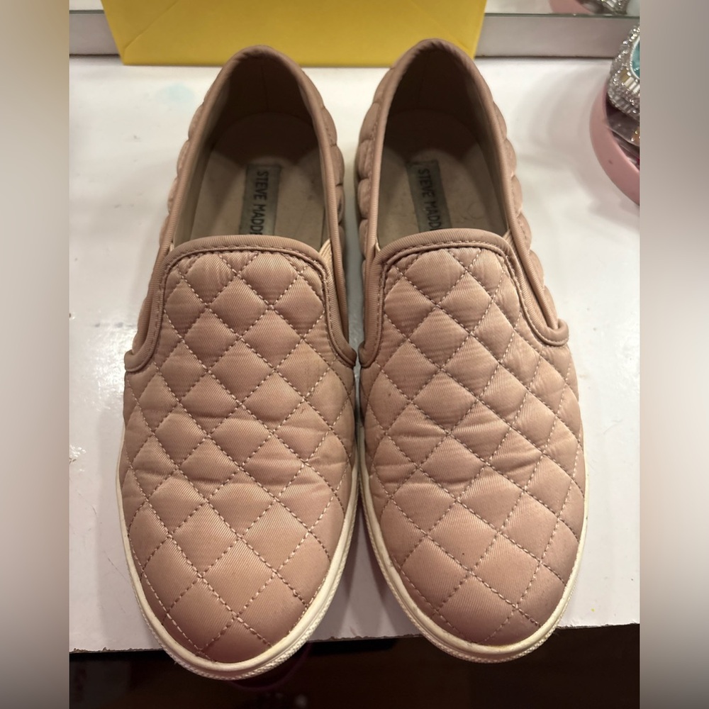 Steve Madden Sneakers
